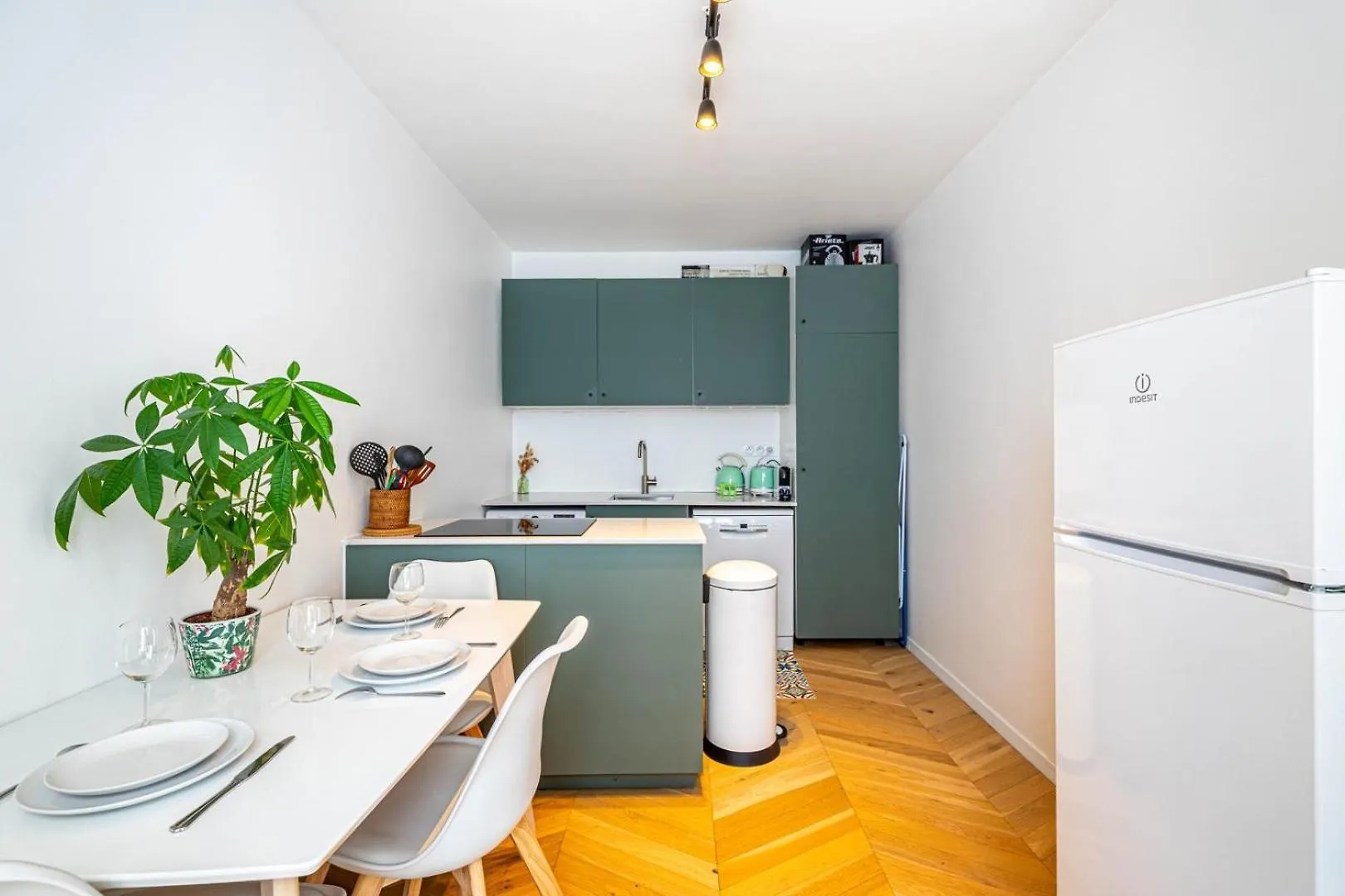 Apartamento Guestready - Chic Parisian Nest Near The Metro