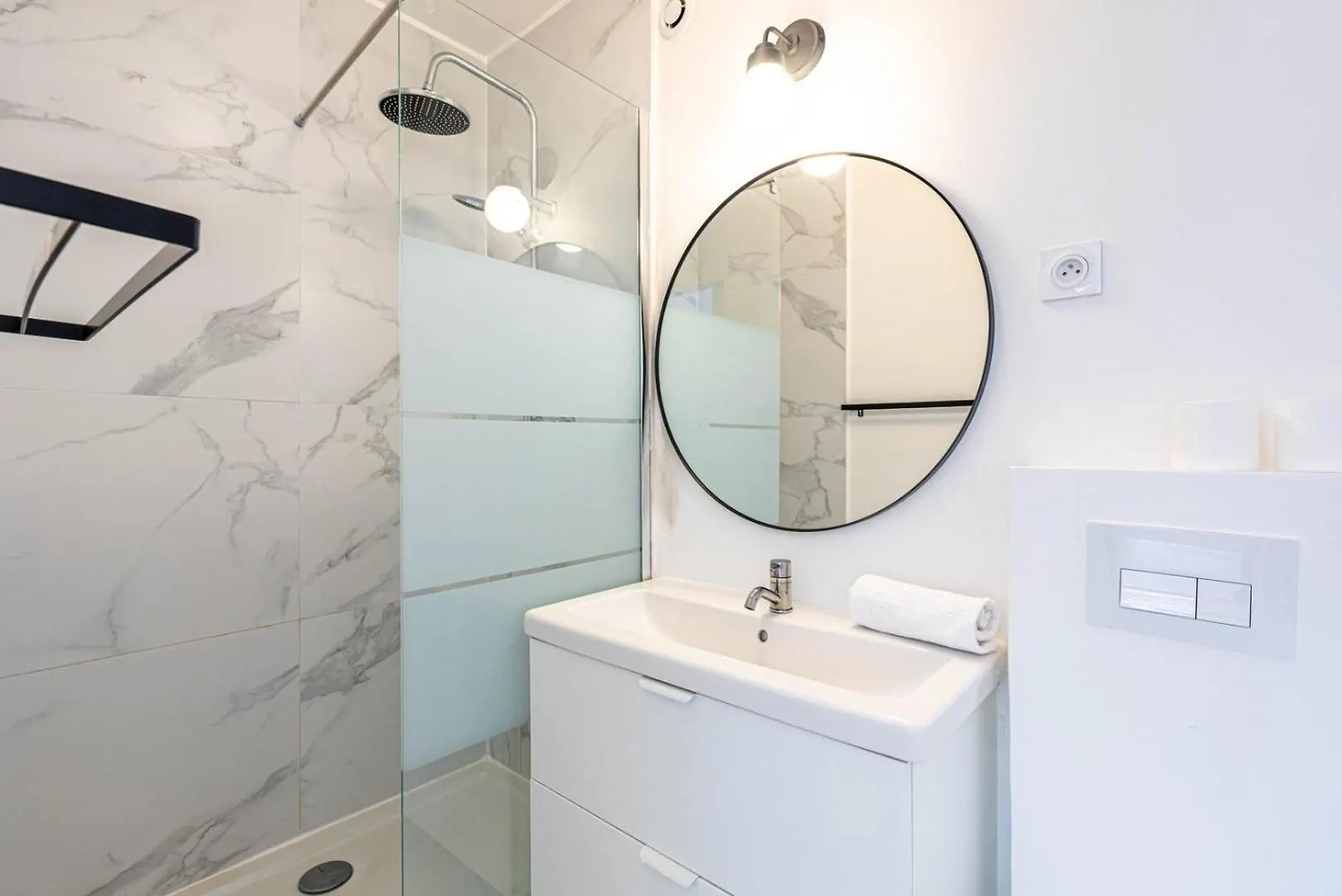 Guestready - Chic Parisian Nest Near The Metro Apartment 0*, Paris France